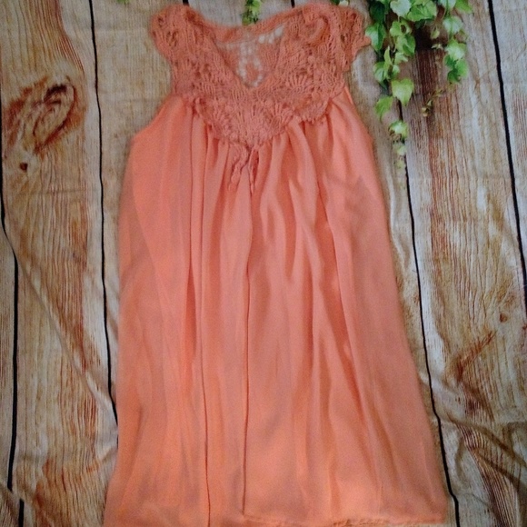 Sexy Crochet & Chiffon 👗firm $15 each - Picture 3 of 5